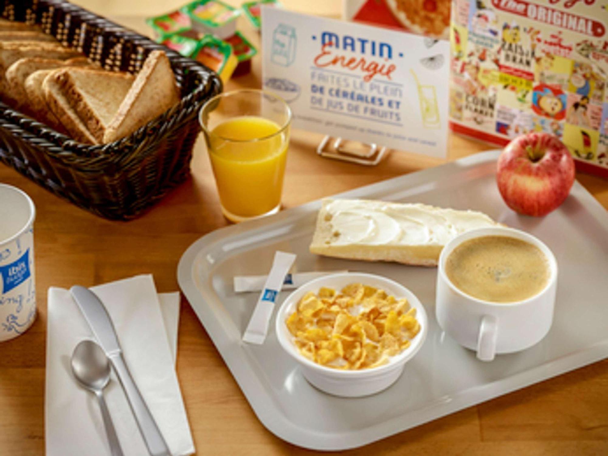 Ibis Budget Roye Руа Экстерьер фото