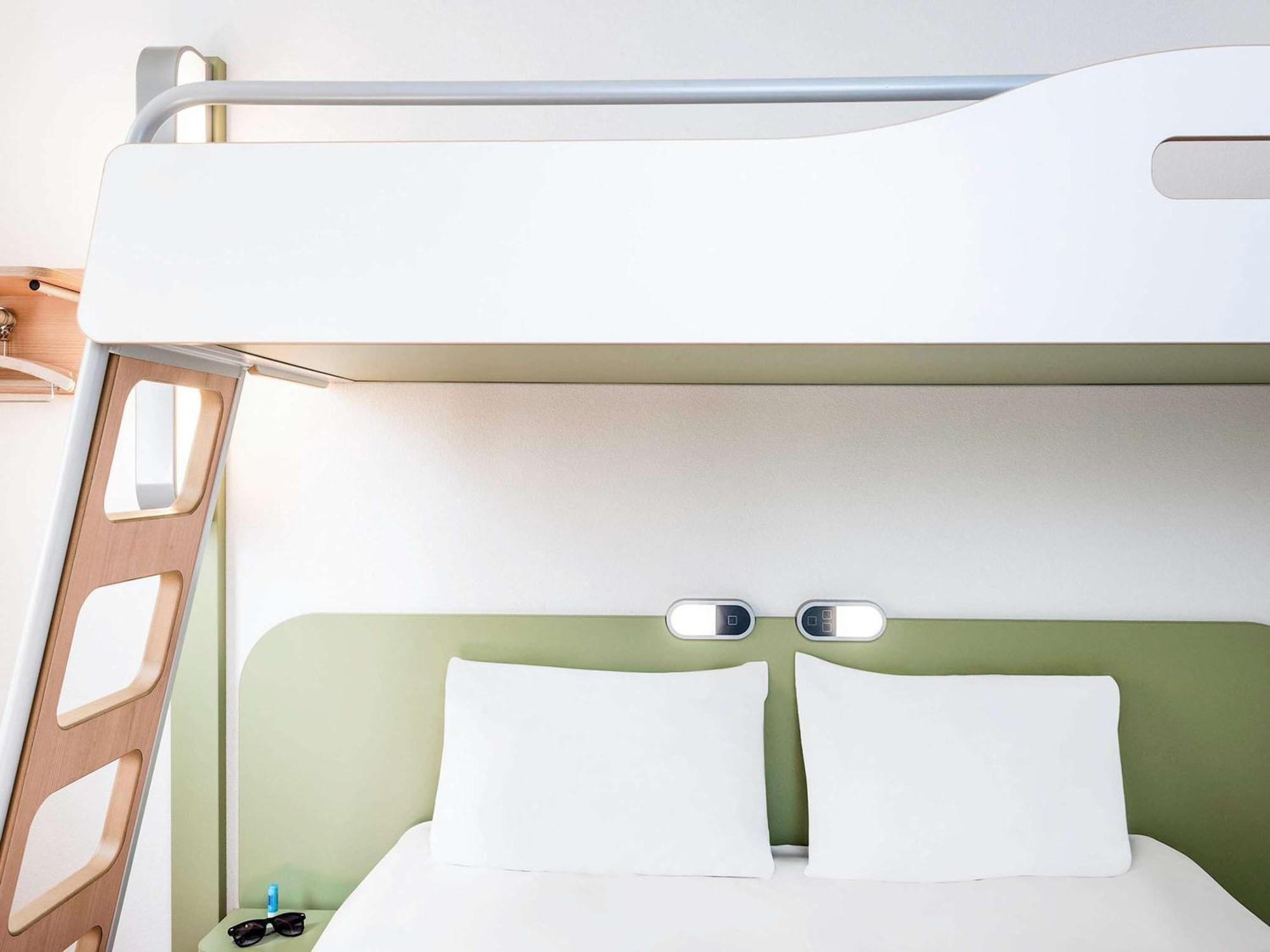 Ibis Budget Roye Руа Экстерьер фото